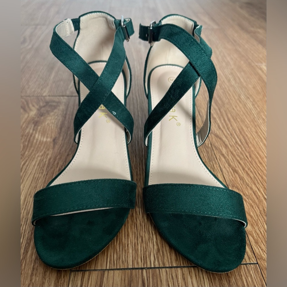 Allegra K Criss Cross Ankle Strap Block Heel Sandals, Green, Size 9